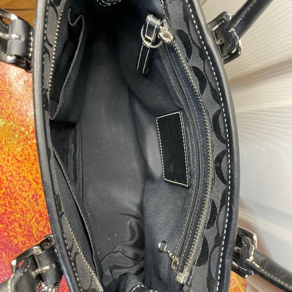 Black Coach Purse - Picture 5 of 8